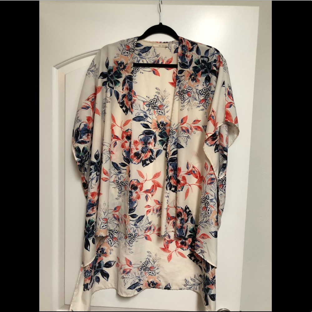 So perla chiffon floral kimono